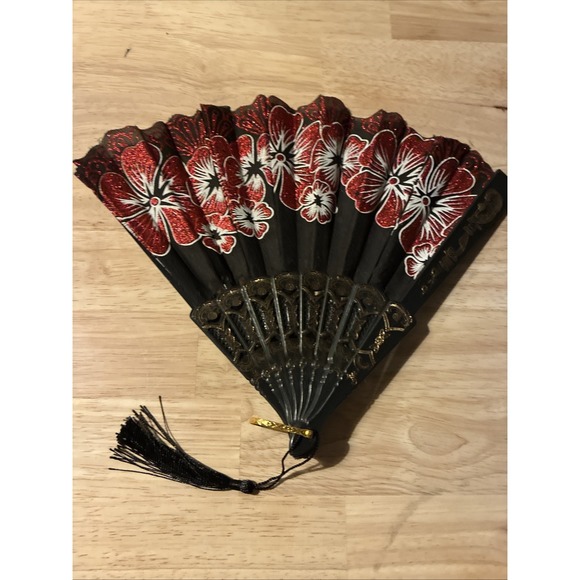 Other - Vintage Fan Black With Floral And Gold Accent (3)